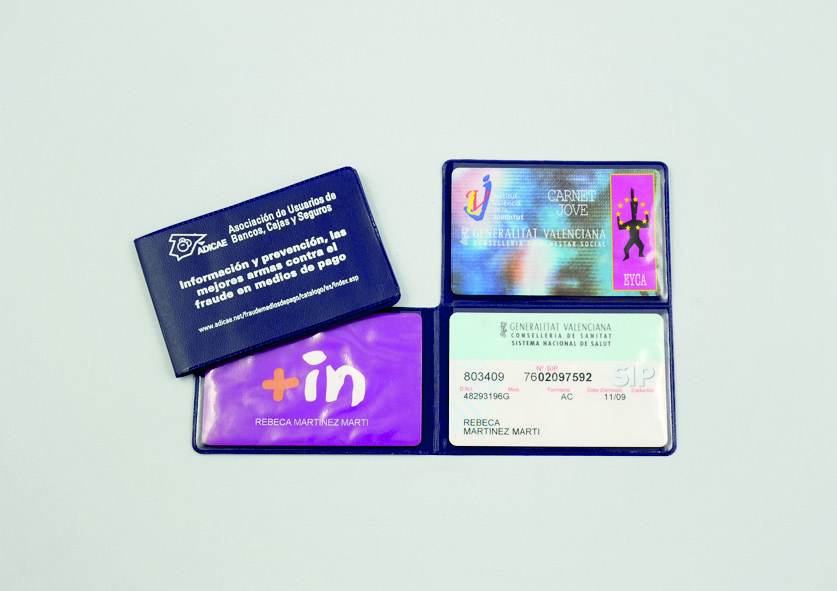 Funda Tarjeta Triple