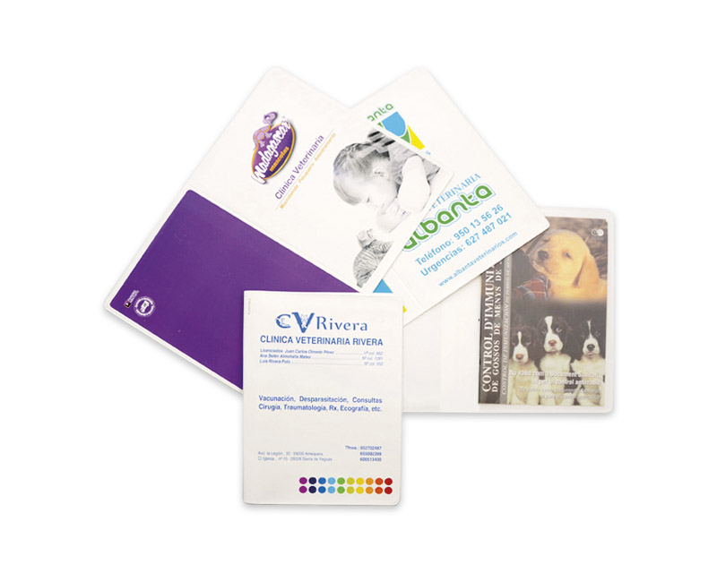 FUNDA CARTILLA VETERINARIA DOBLE (A5) - CV17 - PVC BLANCO - IMPRESIÓN CMYK