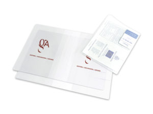 FUNDA PÓLIZA SEGUROS TRANSPARENTE CON TARJETERO (A4) - S22